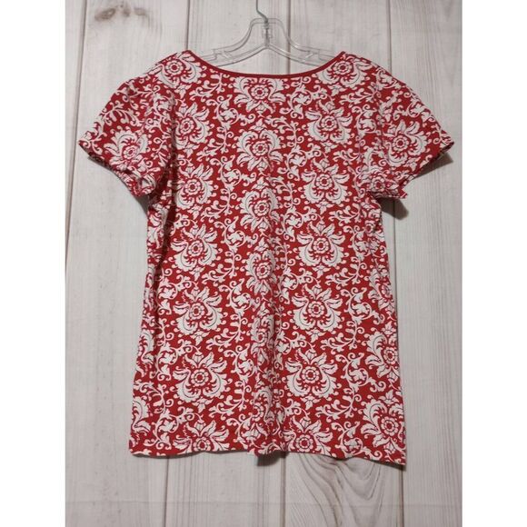 Curves Red Floral V-Neck Short Sleeve Top - Picture 2 of 7